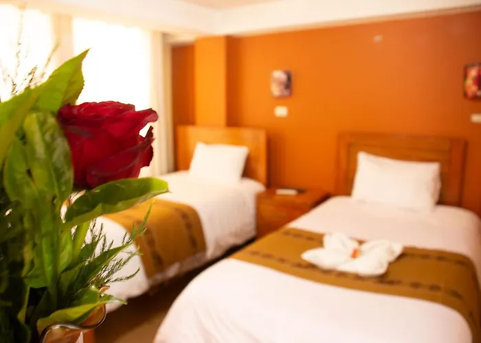 Gran Hotel Singapur Hotel 2*